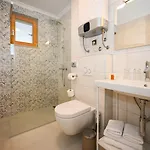 Casa Laurea 4*
