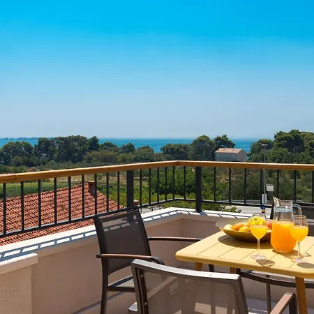 Casa Laurea Gasthuis 4*