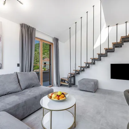 Casa Laurea 4*