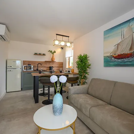 Casa Laurea Gostinjska kuća 4*