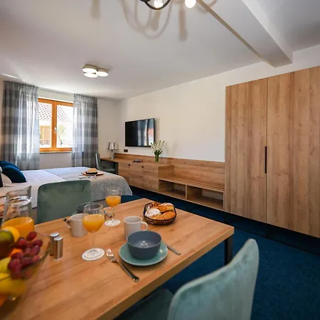 Casa Laurea Vendégház 4*