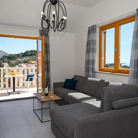 Πανσιόν Casa Laurea 4*